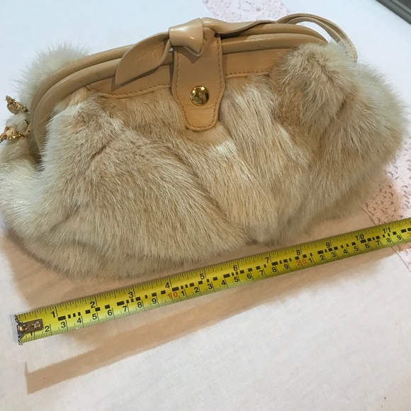 Beautiful genuine mink & leather Preston & York purse in excellent condition - Picture 4 of 15
